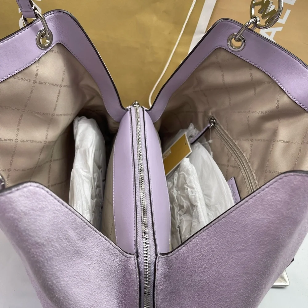 MICHAEL KORS Christina Lg Suede Triple Gasset Shoulder Tote Bg
Light Quartz 
NWT - Picture 15 of 16